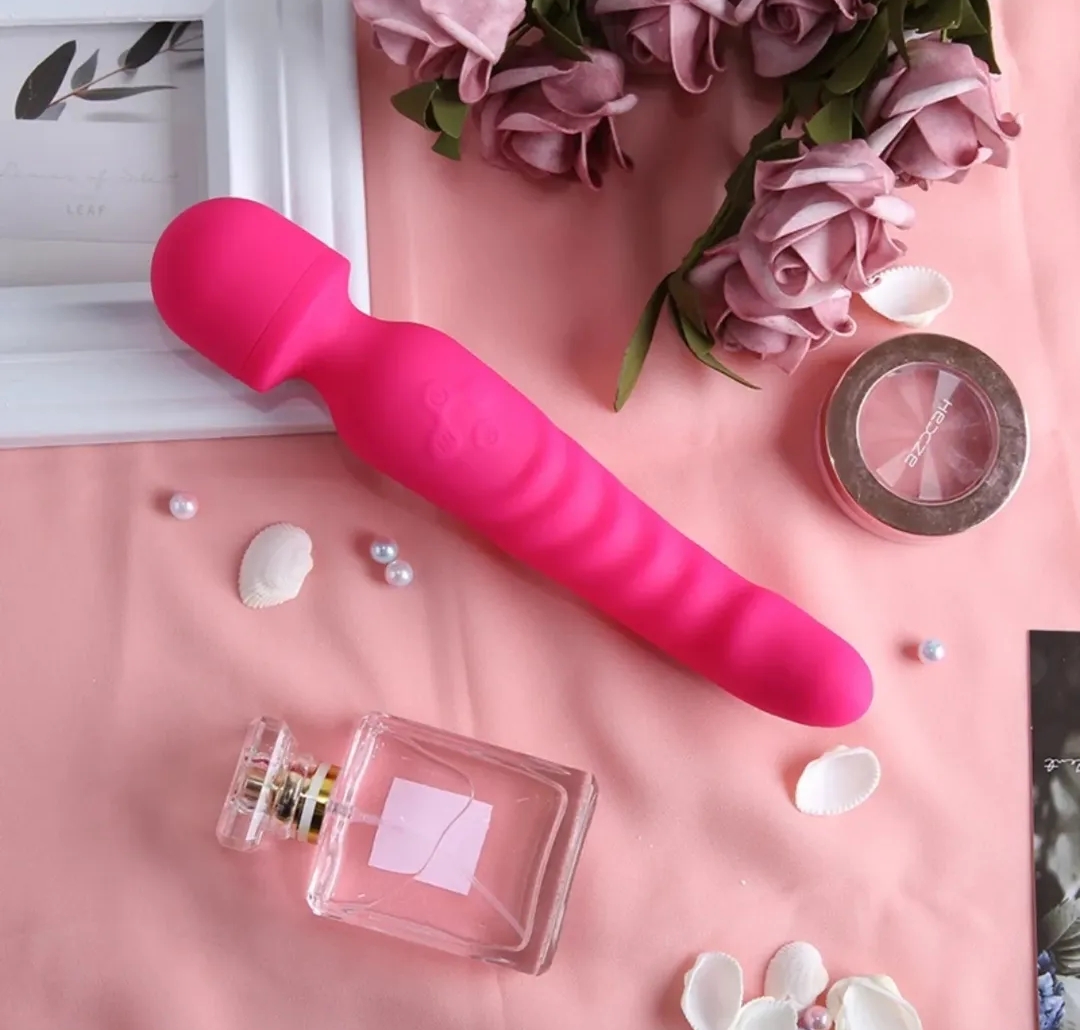 Tamara bendable heating wand